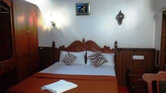K V Houseboat, Alleppey 3